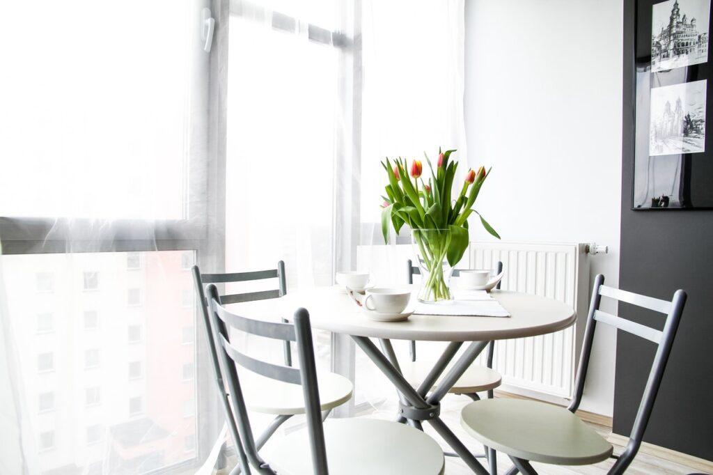 A clean dining room
